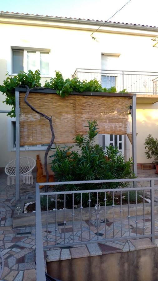 Holiday Home Domi Novi Vinodolski Esterno foto