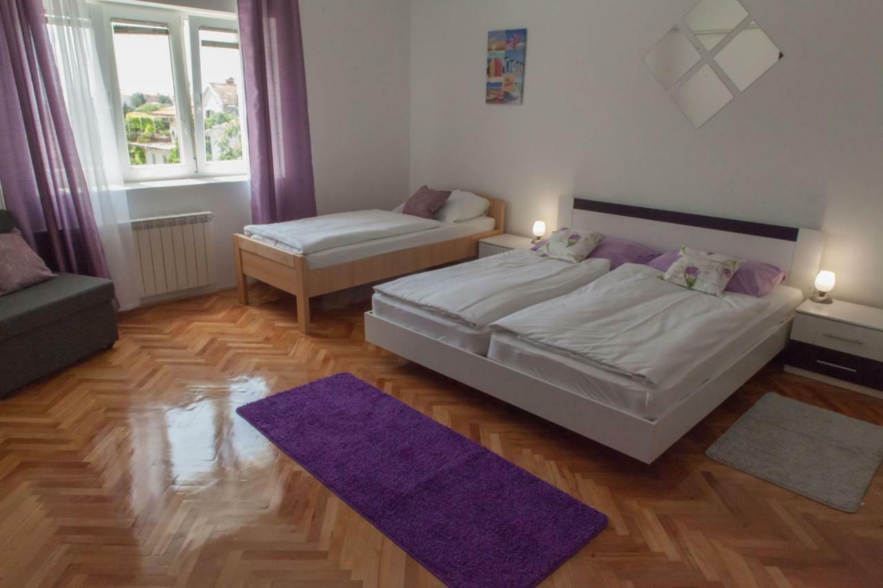 Holiday Home Domi Novi Vinodolski Esterno foto