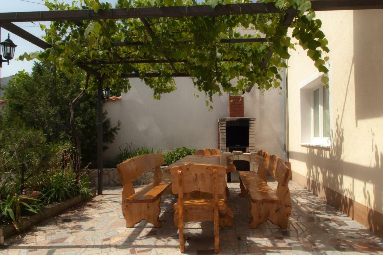 Holiday Home Domi Novi Vinodolski Esterno foto