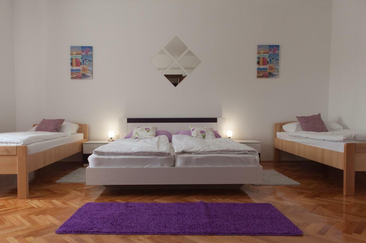 Holiday Home Domi Novi Vinodolski Esterno foto