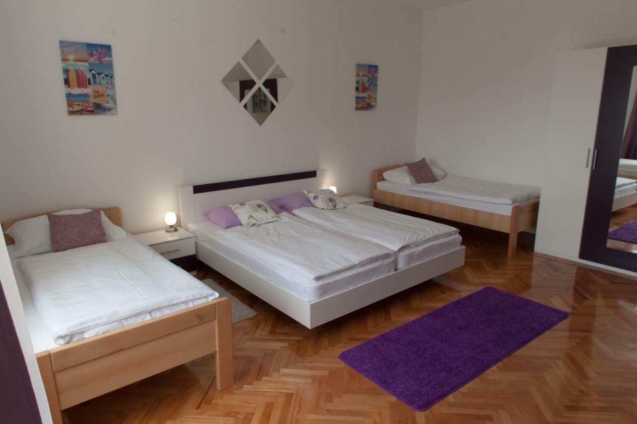 Holiday Home Domi Novi Vinodolski Esterno foto